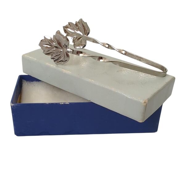 Antique Vintage RAIMOND Sterling Silver Small Tongs Serve Sugar Cube Maple Leaf - Picture 1 of 8